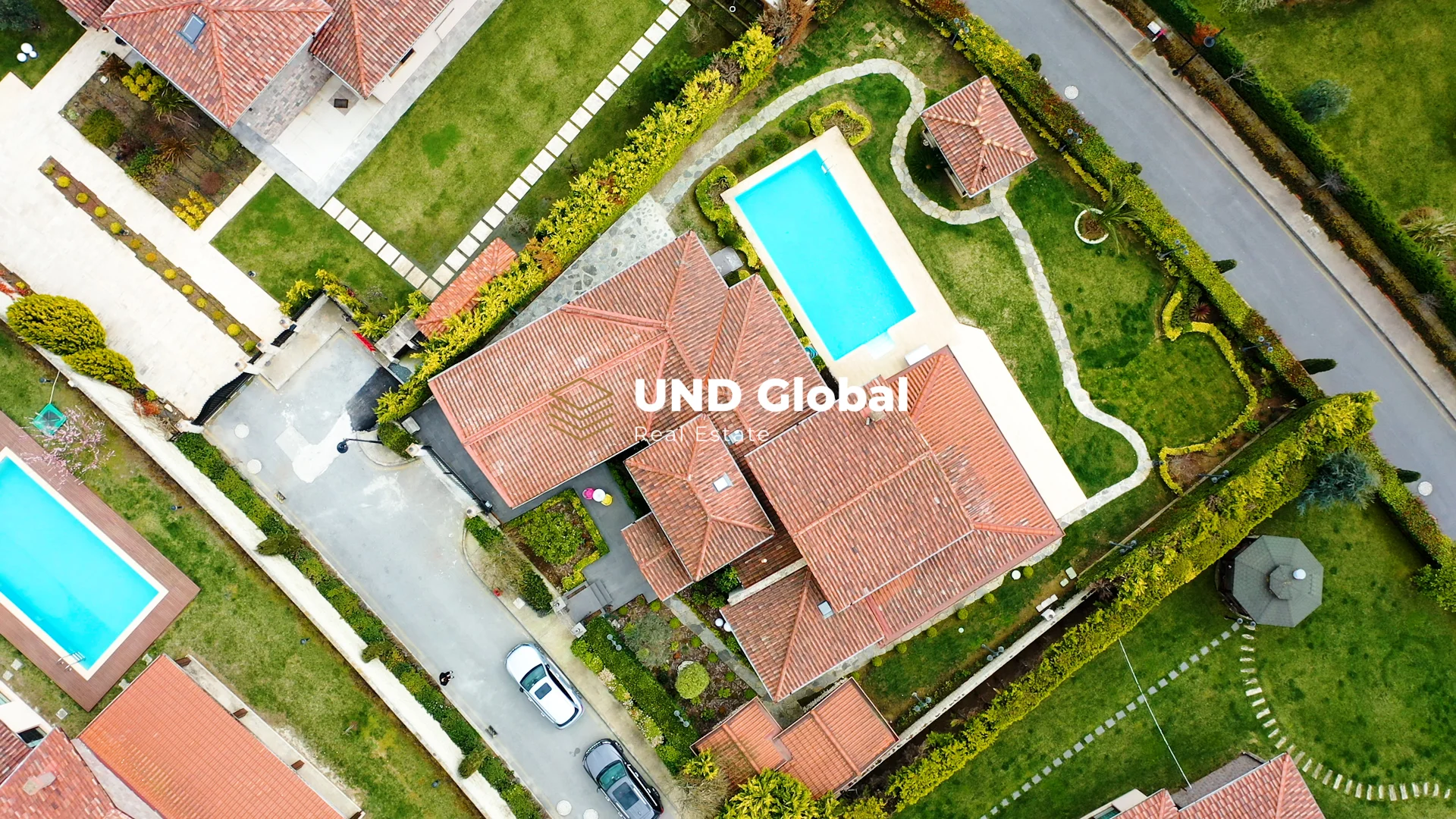 Detached 3+1 Villa for Sale in Toskana Vadisi, 204m², Furnished